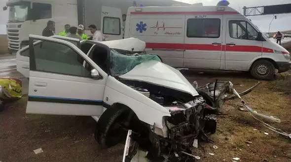 تصادف مرگبار تریلی با 5 کشته و زخمی 