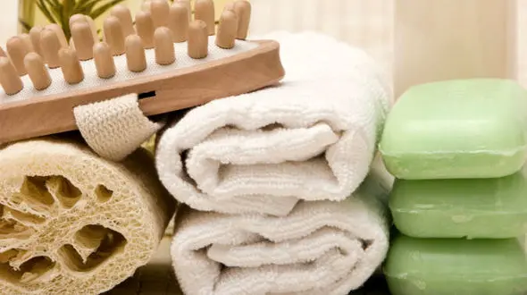 شستشوی بدن با لیف مناسب