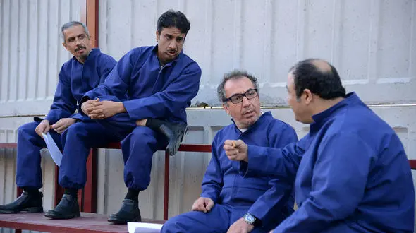 درحاشیه دوباره پخش می‌شود