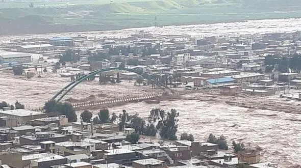 حوادث جوی حدود 1900 شهر و روستا را در نوروز گرفتار کرد