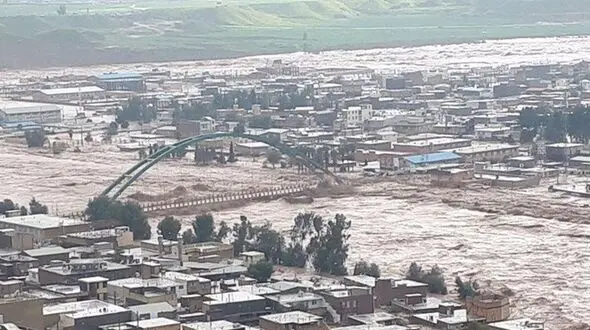 حوادث جوی حدود 1900 شهر و روستا را در نوروز گرفتار کرد