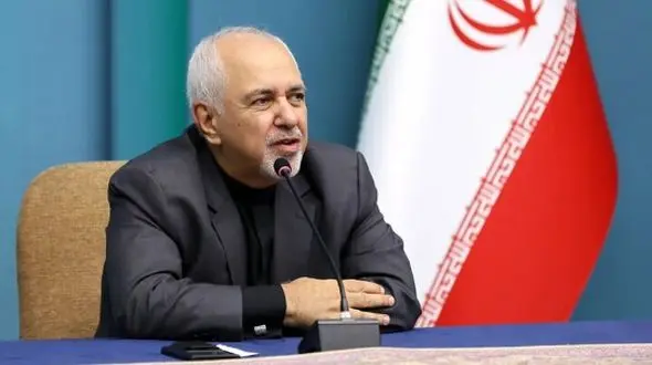 ظریف: جیغ زدن نشانه ضعف است، توافق شجاعت می‌خواهد!