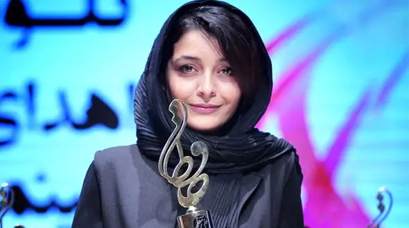 جنجال ساره بیات و شوهرش در کنسرت خواننده معروف ! / ببینید چه کردند !