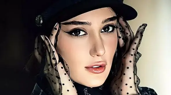 ساقی سینمای ایران کیست؟ / عکس فوق جذاب خانم بازیگر روی مدل ها را کم کرد