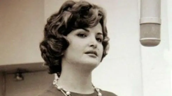 عکس های مراسم عروسی پوران با شوهر دومش حبیب روشن زاده در سال 58 ! / چه لباس عروس زیبایی