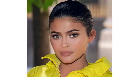 این دختر خوش چهره جوان‌ ترین میلیاردر جهان است+ عکس