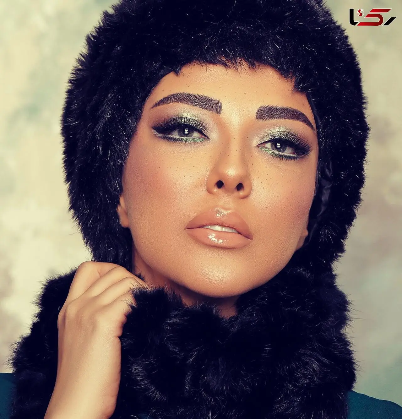 عکس جنجالی لیلا اوتادی با کلاه | لیلا اوتادی مهاجرت کرد؟ 