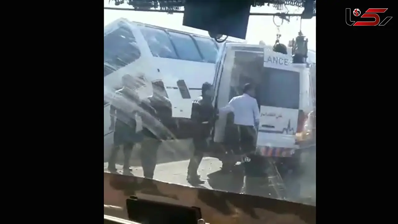 فیلم حادثه برای برای سرویس معدن خواف / لاستیک اتوبوس ترکید