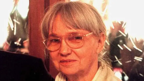 عروسک هیتلر در 88 سالگی درگذشت! / این زن را بهتر بشناسید + عکس