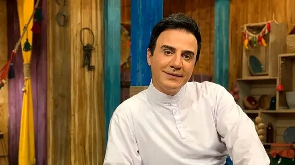 فیلم آواز و رقص هندی  عمو پورنگ در دبی !  / حماسه ای از داریوش فرضیایی بعد خروج از صدا و سیما !