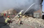 آتش‌سوزی گسترده در شهرک پلاستیک خاوران/یک آتش نشان مصدوم شد + فیلم