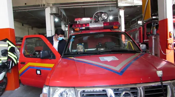 فیلم /  آرزوی جالب کودک ۴ ساله تبریزی! / آتش نشانان به صف شدند!