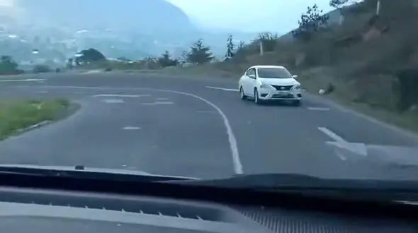 این مرد مخوف جاده دریای ساری را می بست ! / مسافران سرکیسه می شدند