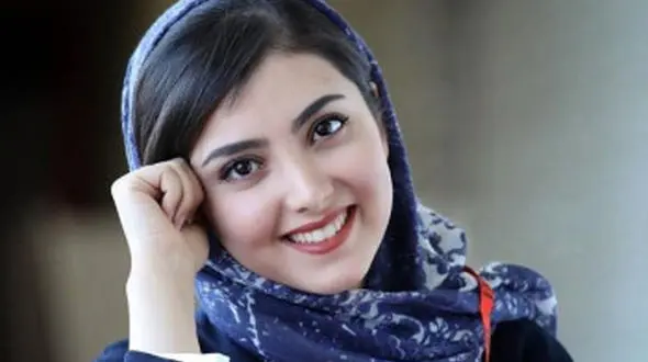 فیلم رفتارهای سبک زیبا کرمعلی ! /  لو رفتن عاشقانه خانم بازیگر با آرش خواننده !