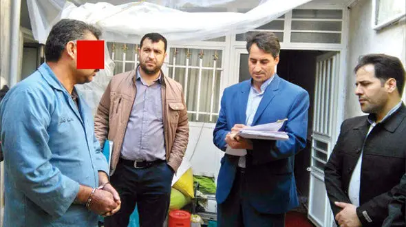 دختر 12 ساله در دادگاه: خواب بودم که نیمه شب شوهر عمه ام پنهانی وارد خانه مان شد + عکس