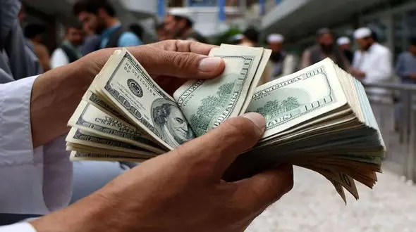 کدام خبر بازار ارز را تغییر داد؟ / سکه و دلار گران شد + جزئیات