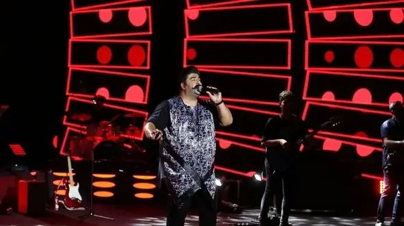 فیلم/ آواز باشکوه بهنام بانی تو کنسرت هیوستون ستاره میشی خوند و ستاره شد