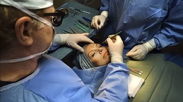 ایران از کشورهای اروپایی و آمریکا متقاضی عمل های زیبایی دارد