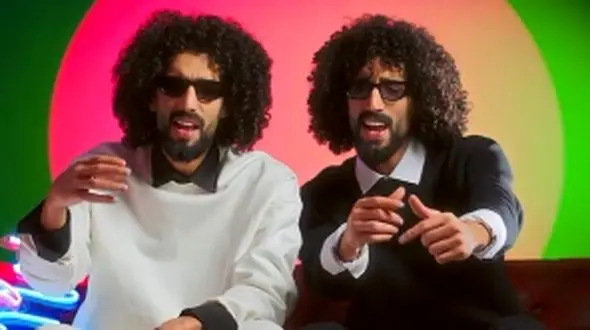 فیلم آواز باشکوه و شگفت‌انگیز مصطفی و مجتبی بلال حبشی  با آهنگ احساسی«همه جوره»/ رحمان و رحیم پایتخت چه لباسی پوشیدن !