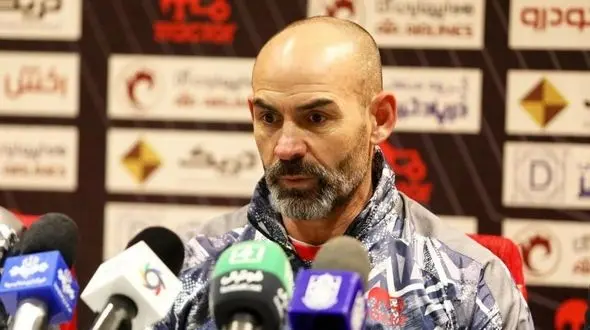 گلایه خمز از پنالتی‌های پرسپولیس/ شاید چیزهایی وجود دارد!