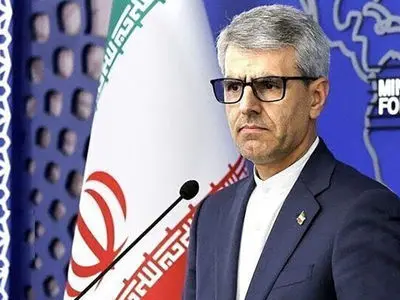 ادعای ۳۰۰۰۰ کشته در حوادث اخیر ایران / واکنش بقایی در شبکه ایکس