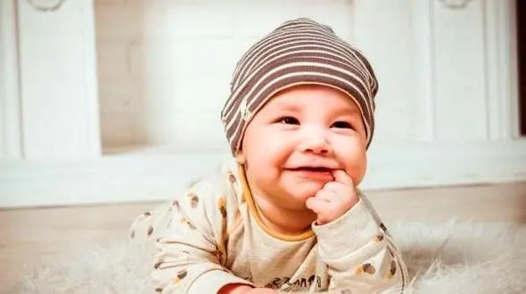 نشانه های پسرزایی روی پوست زن حامله