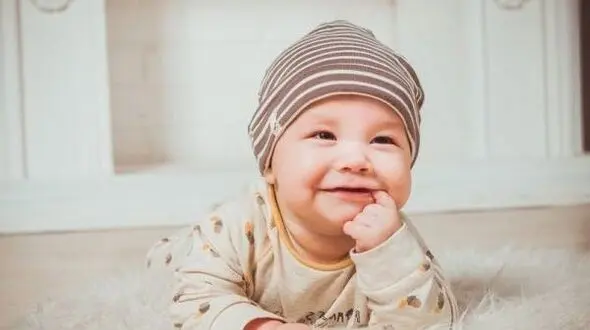 نشانه های پسرزایی روی پوست زن حامله