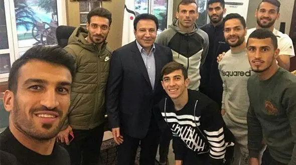 افشاگری عجیب حسین هدایتی: برای انتقال سید جلال حسینی و وحید امیری به پرسپولیس 4 میلیارد به فدراسیون پول دادم!