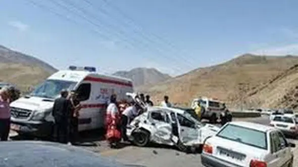 تصادف هولناک در آزادراه خرم آباد به اندیمشک / 7 زن و مرد در این تصادف کشته و مصدوم شدند