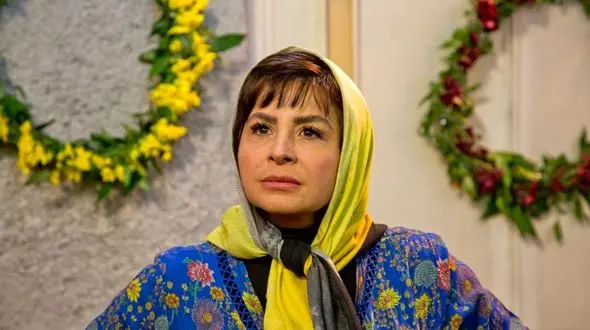 فیلم/ نگاهی به شاهکار چیدمان رنگی رنگی خانه سیما تیرانداز / از فرش اصیل ایرانی تا تابلوها و مبلمان خوشرنگ با آشپزخانه دلبرانه برای زنان