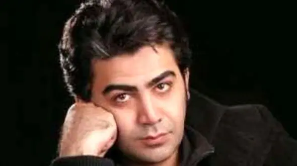 فرزاد حسنی: آن‌که برابر ذوالفقار علی ایستاد، زرهش کفن او خواهد شد