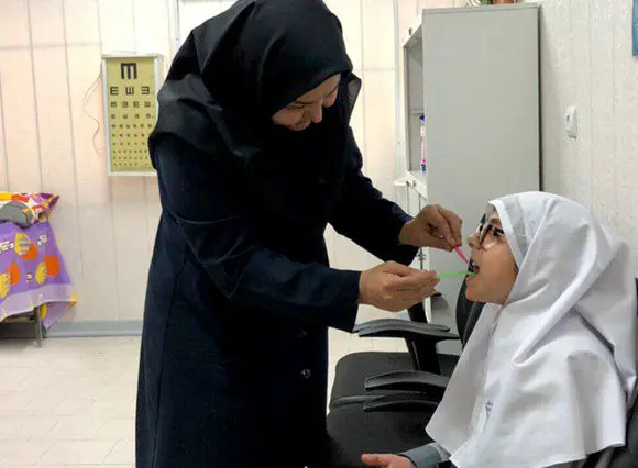 ۱۵ هزار مراقب سلامت در مدارس کشور کمبود داریم / به ازای هر ۴۸۰ دانش‌آموز یک مراقب سلامت داریم