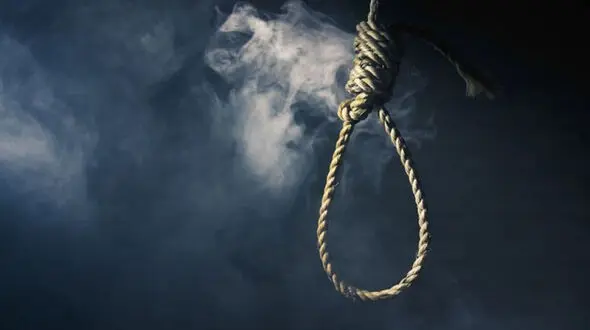 دختر 15 ساله پیرانشهری خود را دار زد