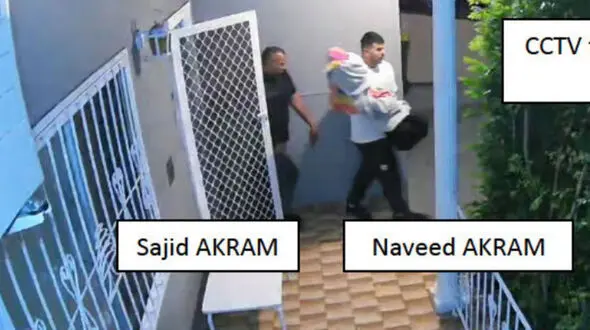 ادعای پلیس درباره عاملان تیراندازی در استرالیا: «بمب توپ تنیس» و ویدئوی بیانیه الهام‌گرفته از داعش + تصاویر