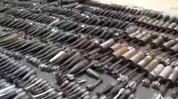 تسلیحات به جا مانده از تروریست‌ها در دمشق! +فیلم