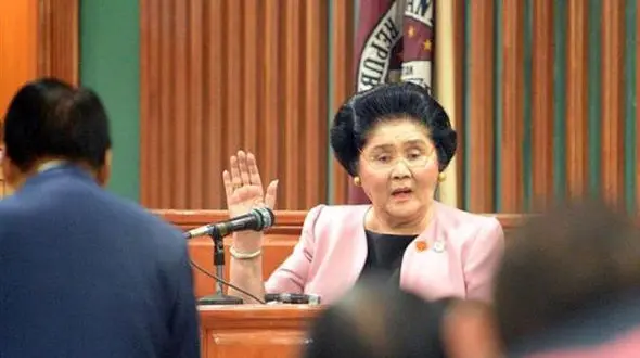 این زن زندانی زمانی بانوی اول کشورش بود +تصاویر
