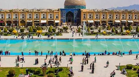 از میدان نقش جهان اصفهان تا حافظیه در شیراز