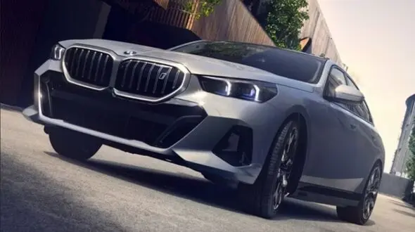 فیلم سرقت چند ثانیه از راننده BMW آخرین مدل / شوکه می شوید 