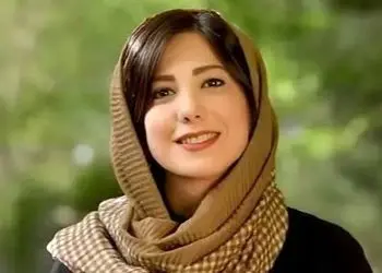 فیلم / خوانش جگرسوزشعر توسط باران نیکراه  از  یاسر بینام/ تمومش کن .../  منو تو خوب میدونیم چرا این لحظه اینجاییم