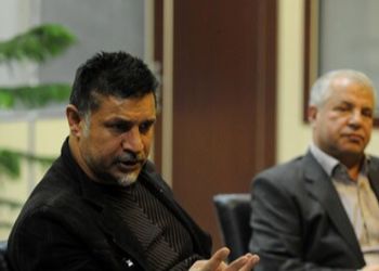 علی پروین: علی دایی عددی نیست ؛ بلد نیست 2 تا روپایی بزنه ؛ تو مشهوری ولی محبوب دل مردم نیستی؛ شبونه اسم تو رو خط زدیم تو هم برگشتی اردبیل