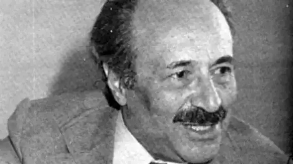 چگونه نوه آیت‌ الله مشهور، رهبر بزرگ‌ ترین حزب کمونیستی ایران شد؟