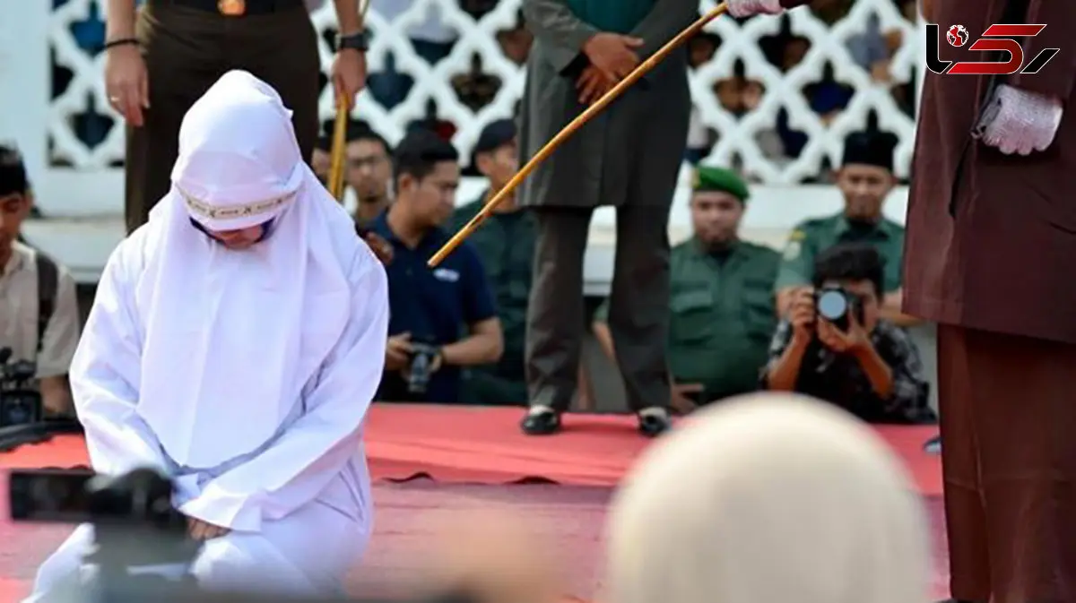 عکس شلاق در ملا عام عروس بی وفا / شب عروسی با دوست پسرش بود!