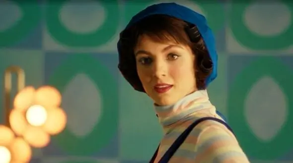 فیلم دلبری مهسا حجازی برای هوتن شکیبا در جشن منتقدان سینما /  لاک ناخنام قشنگه .../  آره خیلی .. / چه خنده های عاشقانه واقعی ای ...