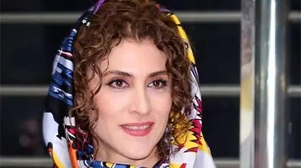 ویشکا آسایش در ماشین + عکس