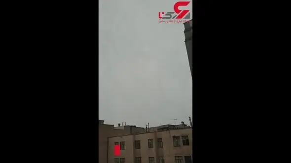 تهرانی ها غافلگیر شدند / توفان و تگرگ و برف و رعد و برق را همزمان ببینید + عکس و فیلم