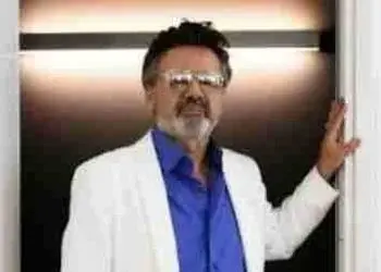 دانلود آهنگ معین / بگذار ببارد به سرم سنگ مصیبت