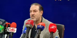 رییسی: هیچ‌کس حریف صنعت دخانیات و خودروسازی نیست