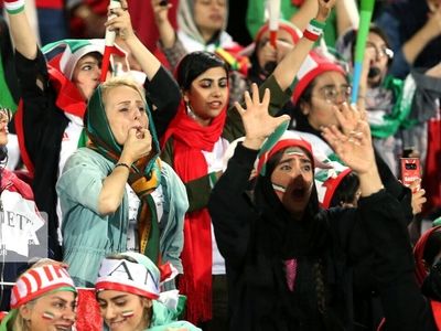 زنان فوتبال گریز / فوتبال در کمین احساسات زنان