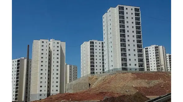 هرگونه دریافت پول بیش از نرخ اعلامی دولت از متقاضیان مسکن مهر ممنوع و غیرقانونی است + سند