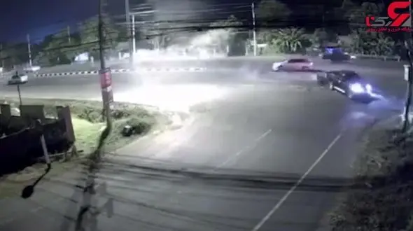 اقدام وحشیانه راننده وانت پس از تصادف با موتورسیکلت + فیلم